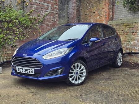 FORD FIESTA 1.0 T EcoBoost Titanium X